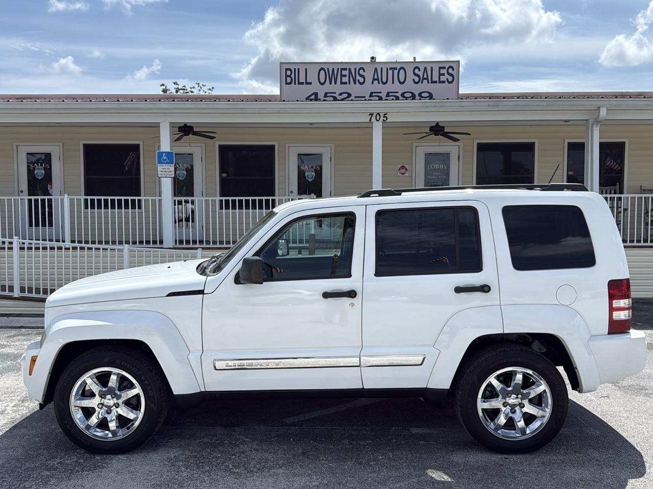 Jeep Liberty RWD 4dr Sport Latitude 2012