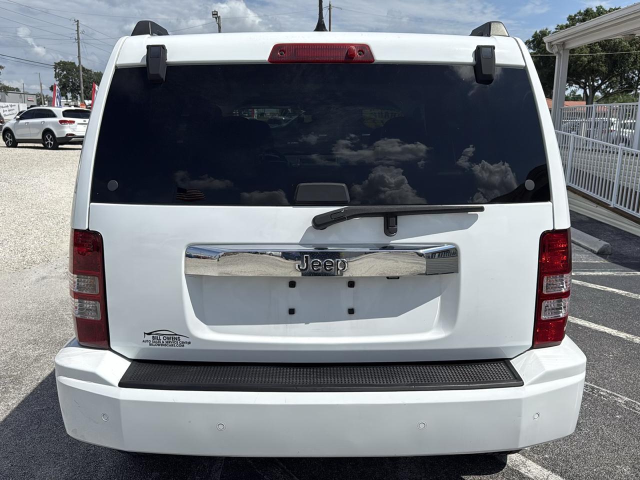 Jeep Liberty RWD 4dr Sport Latitude 2012
