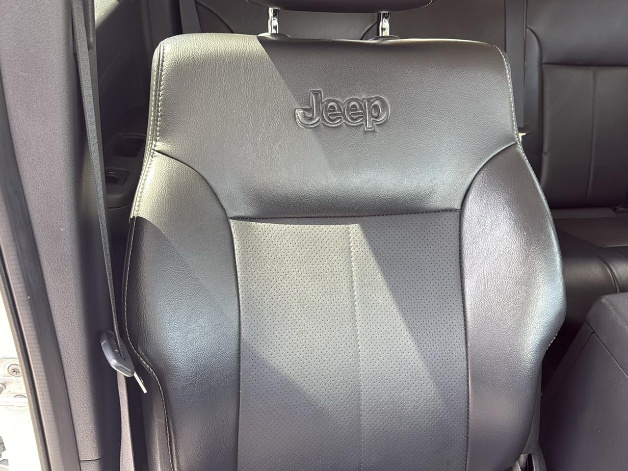 Jeep Liberty RWD 4dr Sport Latitude 2012