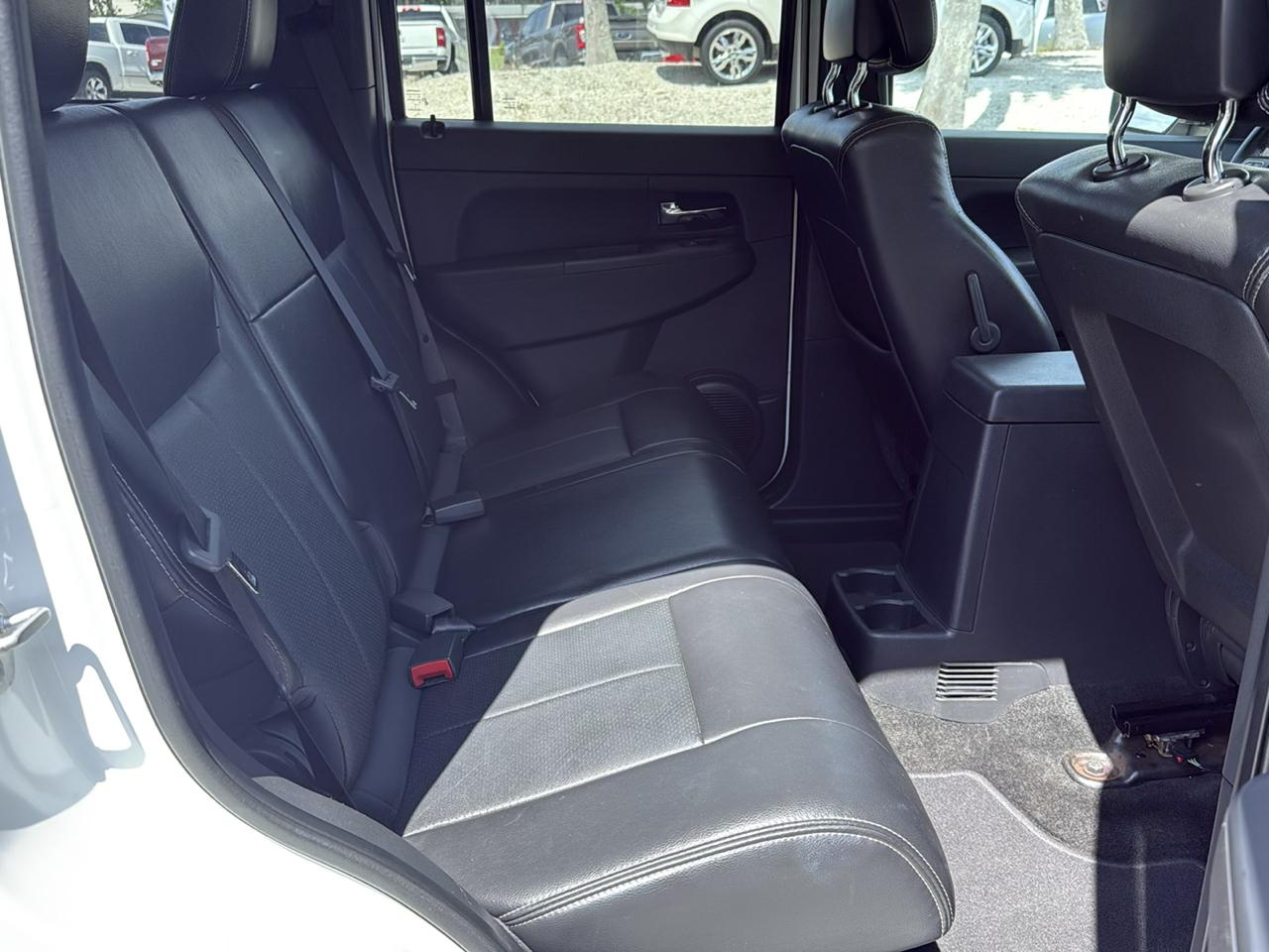 Jeep Liberty RWD 4dr Sport Latitude 2012