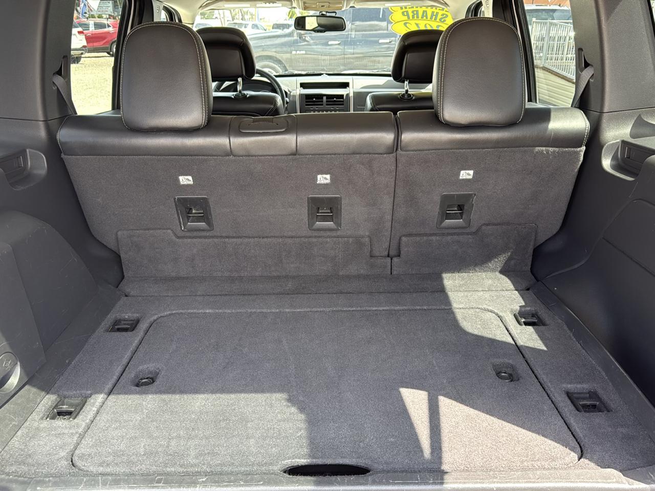 Jeep Liberty RWD 4dr Sport Latitude 2012