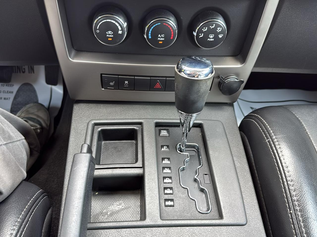 Jeep Liberty RWD 4dr Sport Latitude 2012