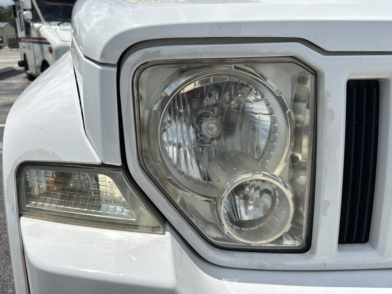 Jeep Liberty RWD 4dr Sport Latitude 2012