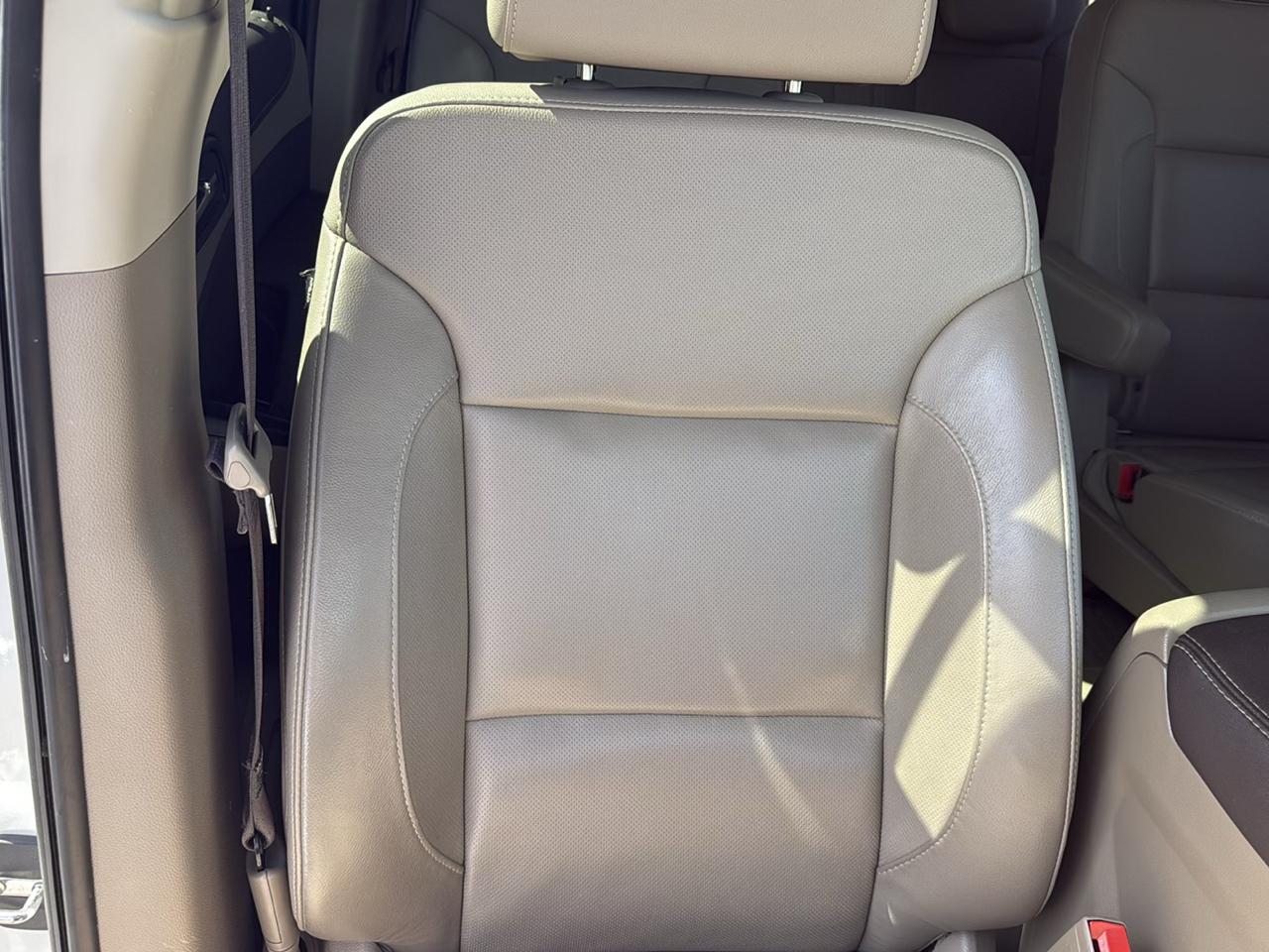 Chevrolet Suburban 2WD 4dr Premier 2020