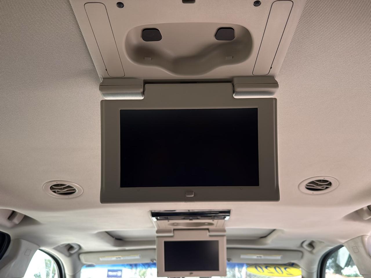 Chevrolet Suburban 2WD 4dr Premier 2020