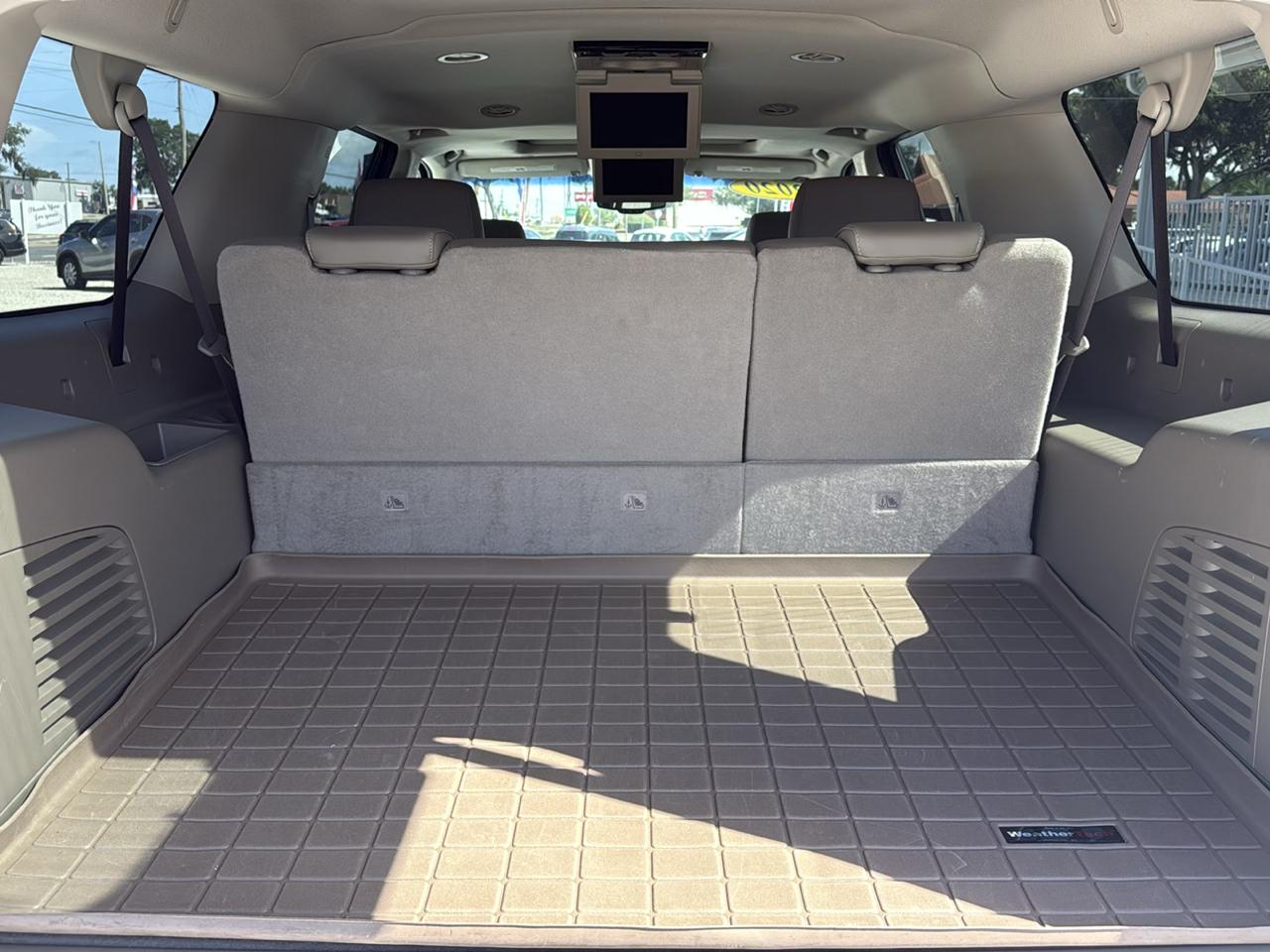 Chevrolet Suburban 2WD 4dr Premier 2020