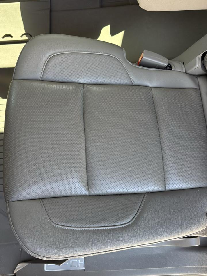 Chevrolet Suburban 2WD 4dr Premier 2020