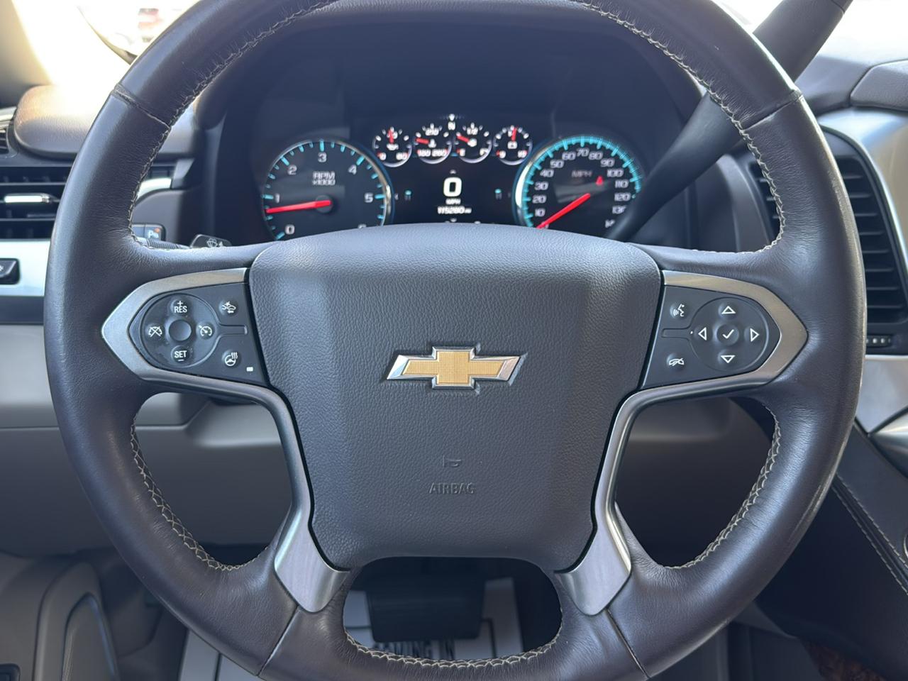 Chevrolet Suburban 2WD 4dr Premier 2020