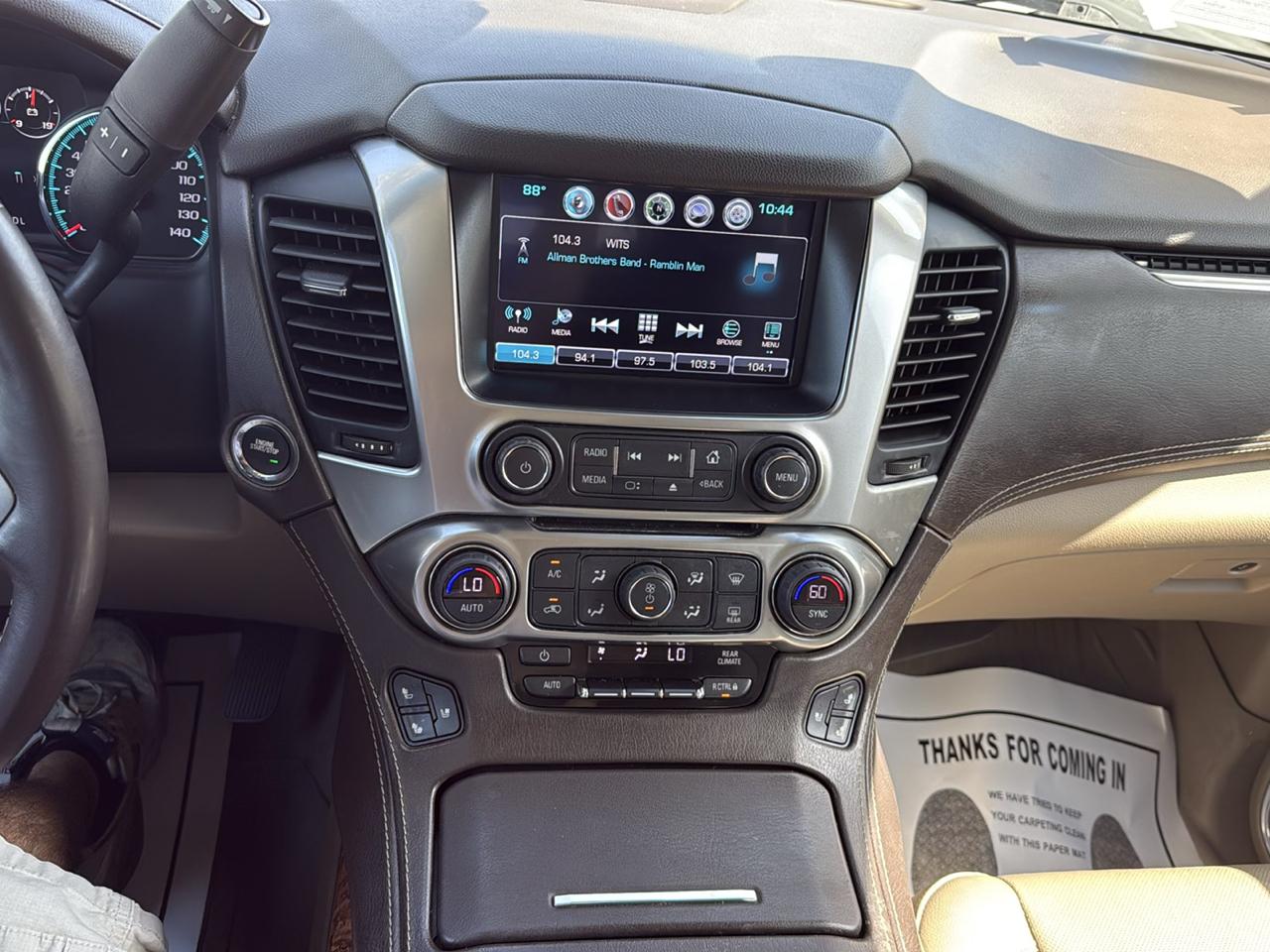 Chevrolet Suburban 2WD 4dr Premier 2020