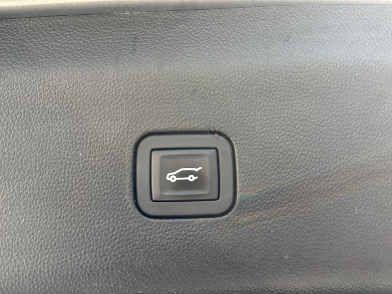 Buick Enclave FWD 4dr Premium 2018