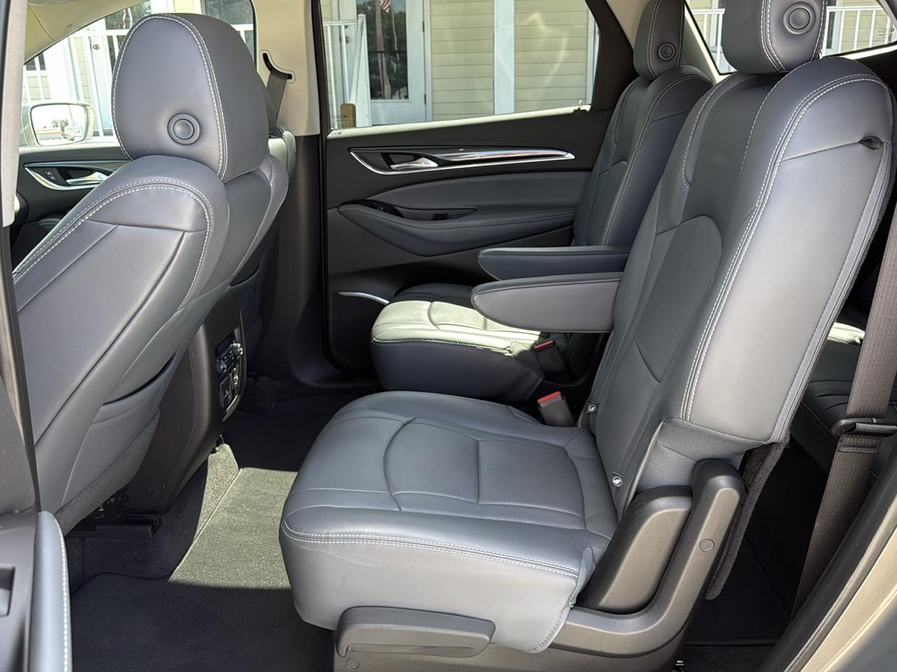 Buick Enclave FWD 4dr Premium 2018