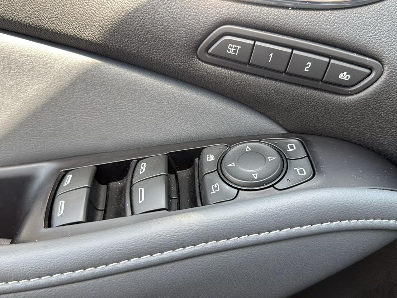 Buick Enclave FWD 4dr Premium 2018