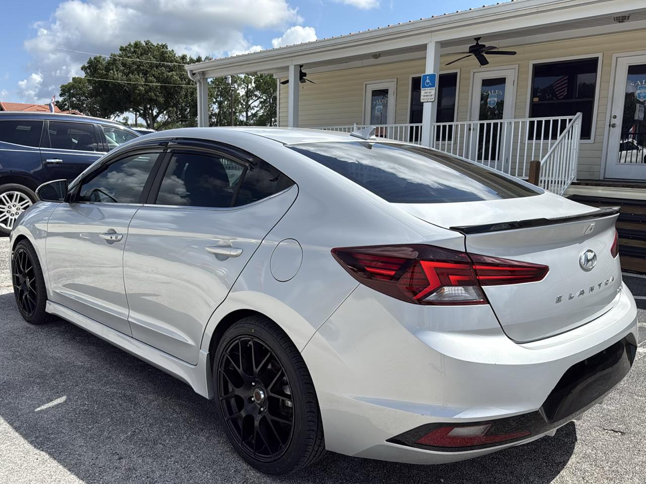 Hyundai Elantra Sport DCT 2019
