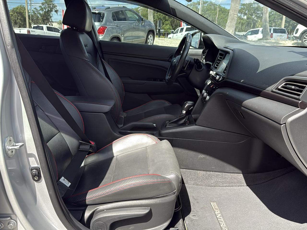 Hyundai Elantra Sport DCT 2019
