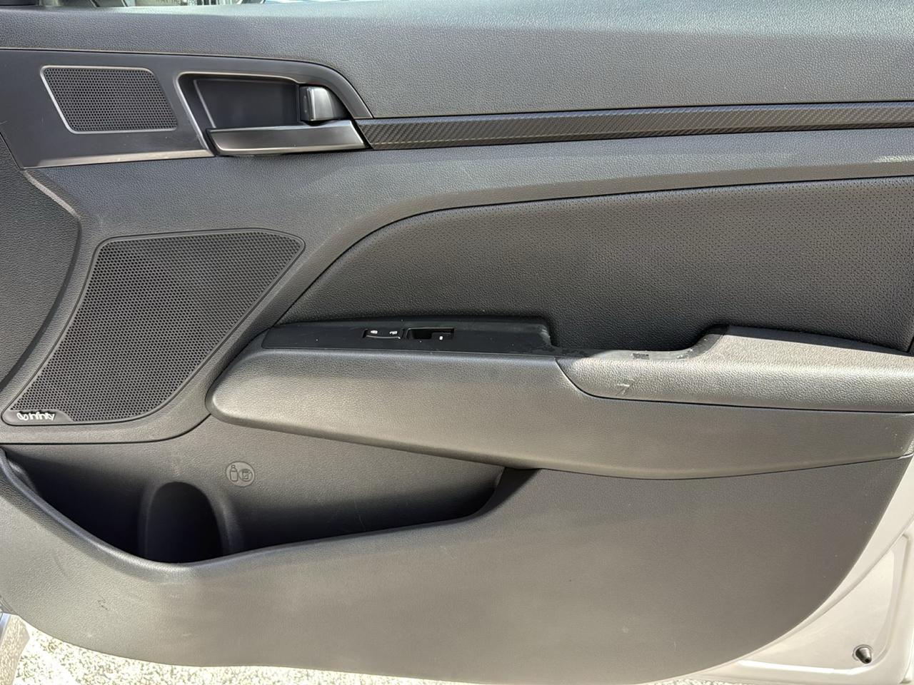 Hyundai Elantra Sport DCT 2019