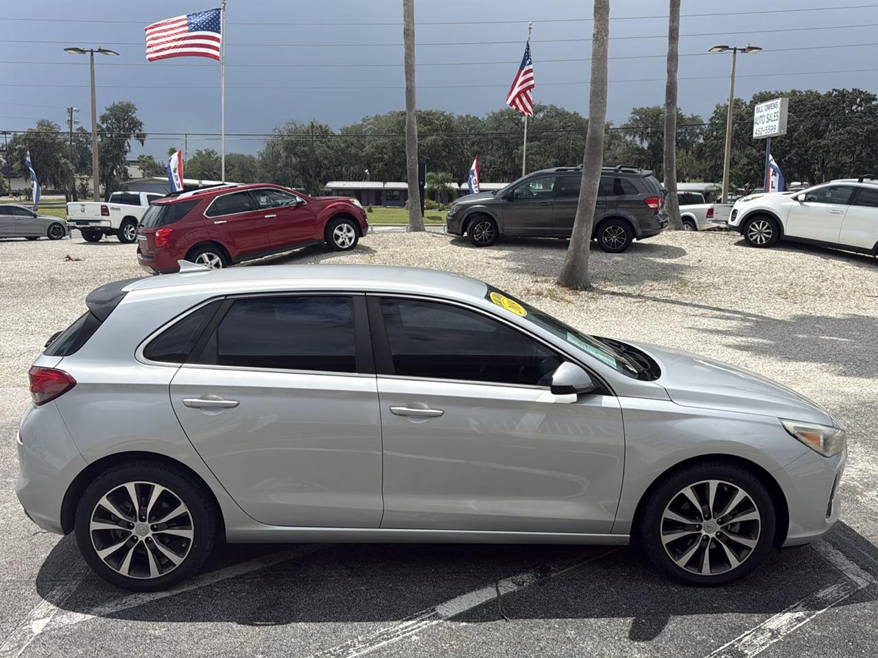 Hyundai Elantra GT Auto 2019