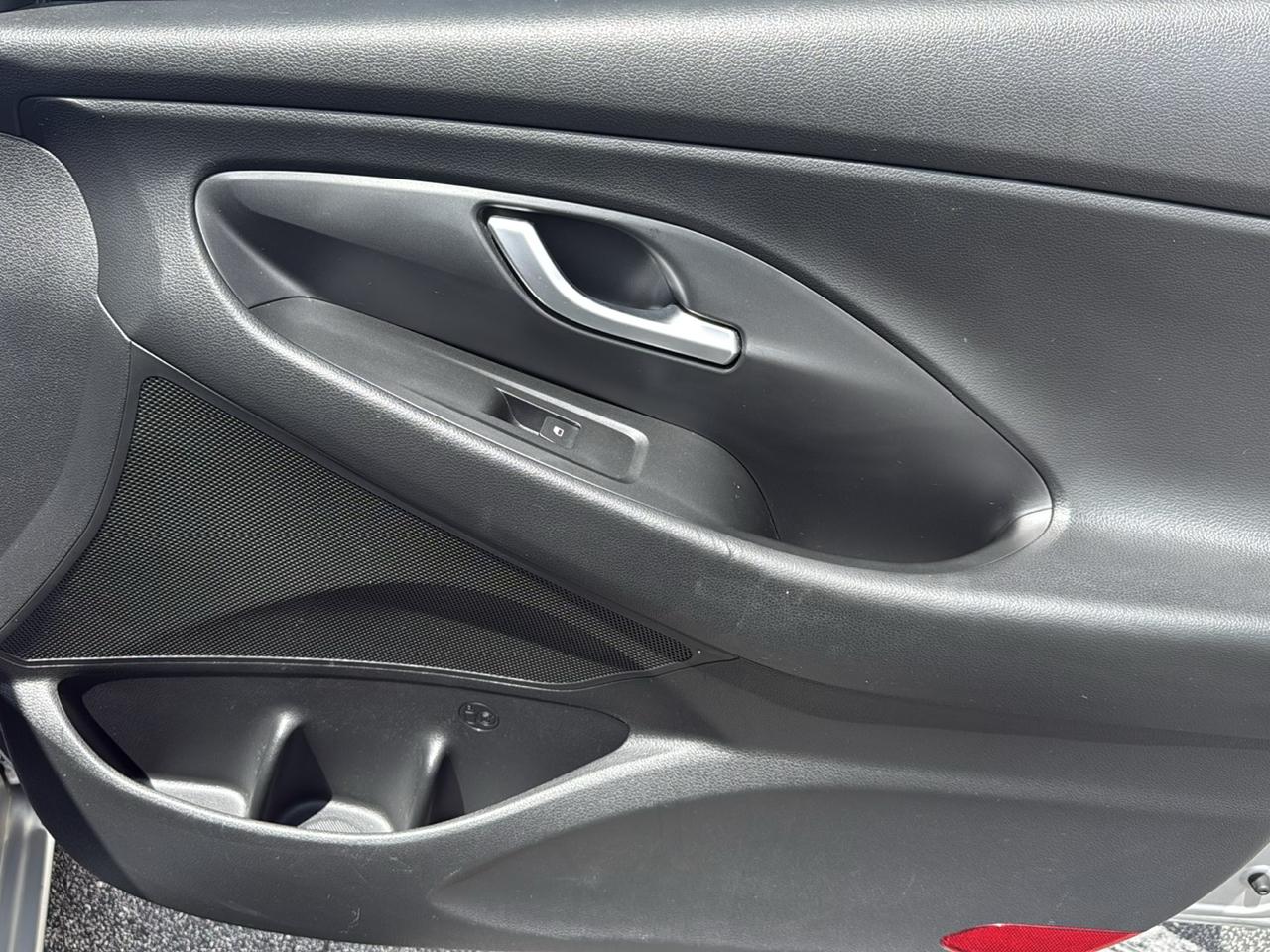 Hyundai Elantra GT Auto 2019