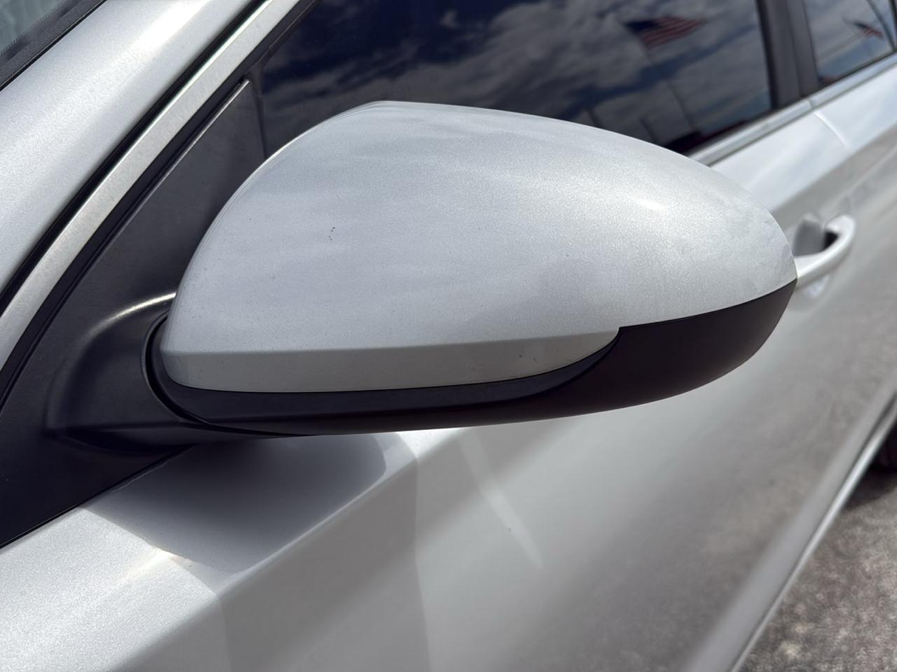 Hyundai Elantra GT Auto 2019