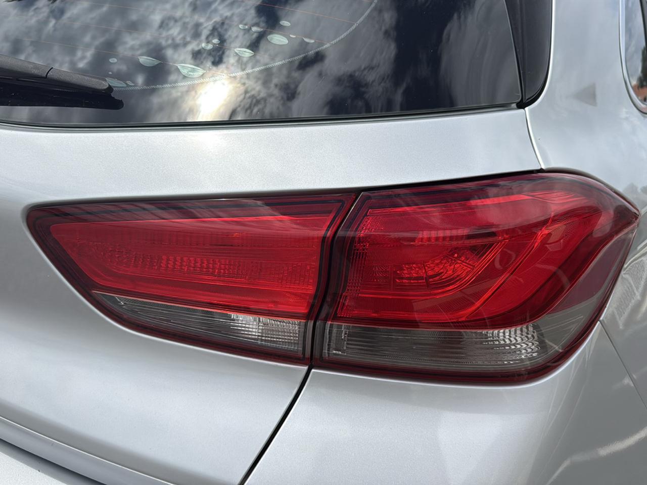 Hyundai Elantra GT Auto 2019
