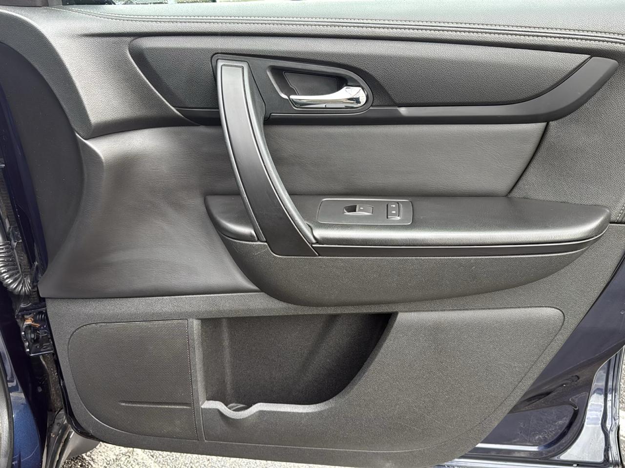 Chevrolet Traverse AWD 4dr LT w/1LT 2015