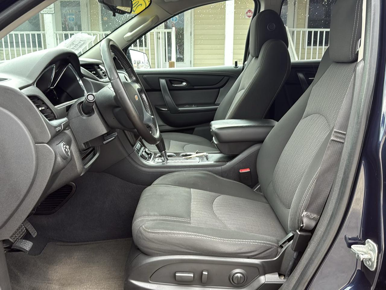 Chevrolet Traverse AWD 4dr LT w/1LT 2015