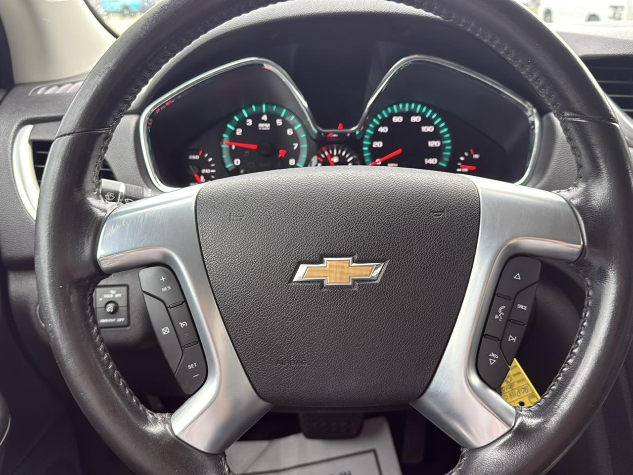 Chevrolet Traverse AWD 4dr LT w/1LT 2015
