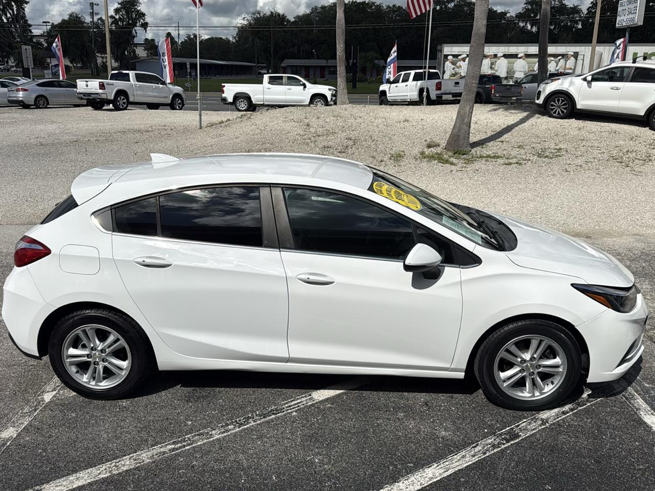 Chevrolet Cruze 4dr HB 1.4L LT w/1SD 2017