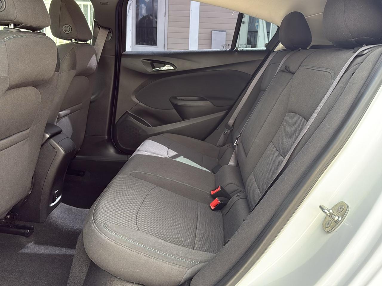 Chevrolet Cruze 4dr HB 1.4L LT w/1SD 2017