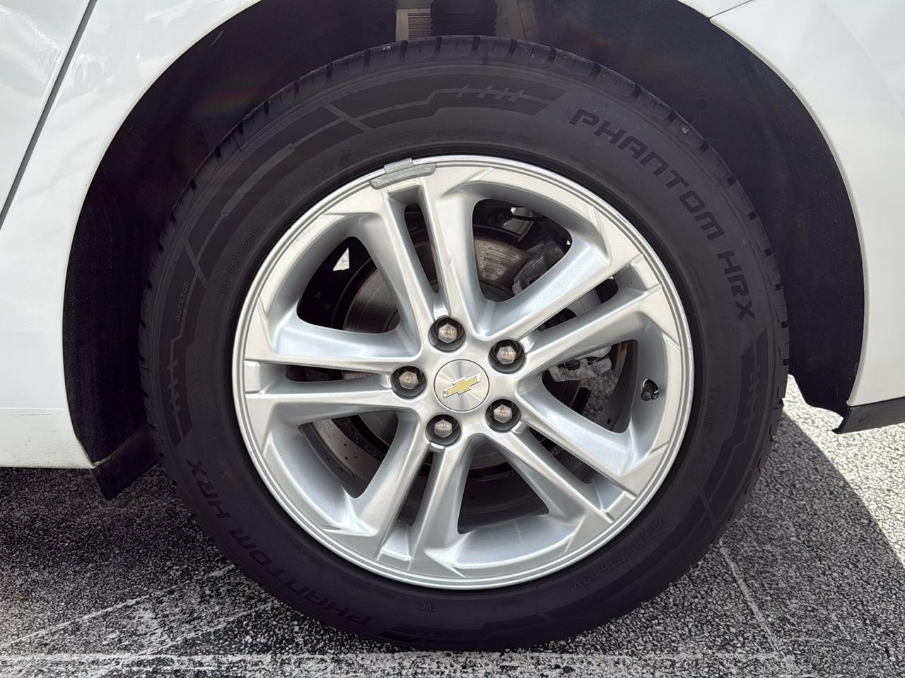 Chevrolet Cruze 4dr HB 1.4L LT w/1SD 2017