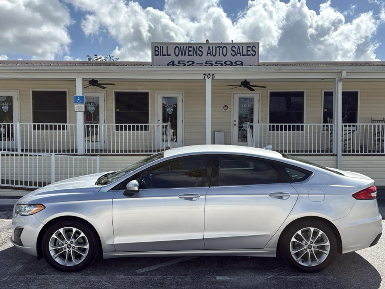 Ford Fusion SE FWD 2019