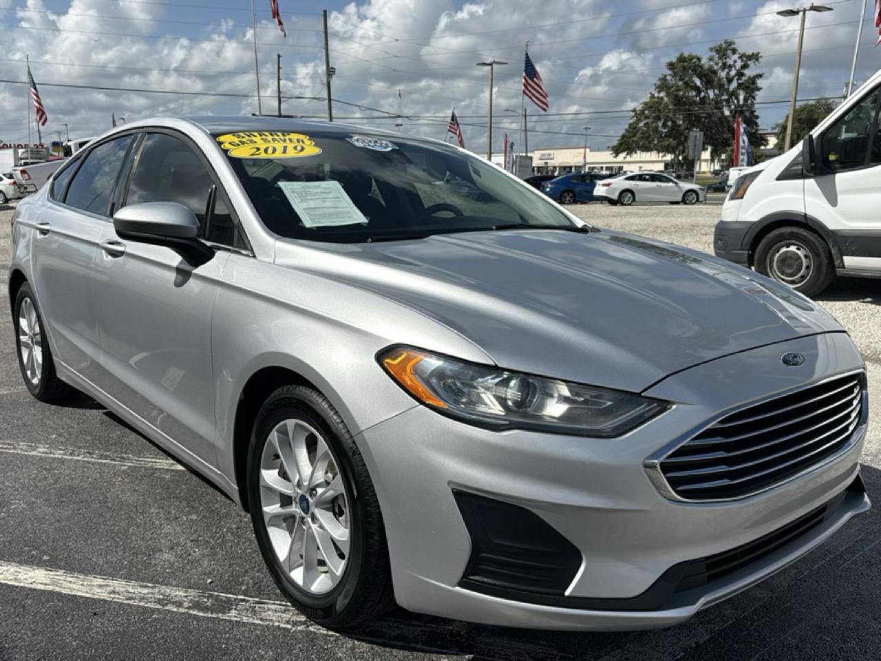 Ford Fusion SE FWD 2019