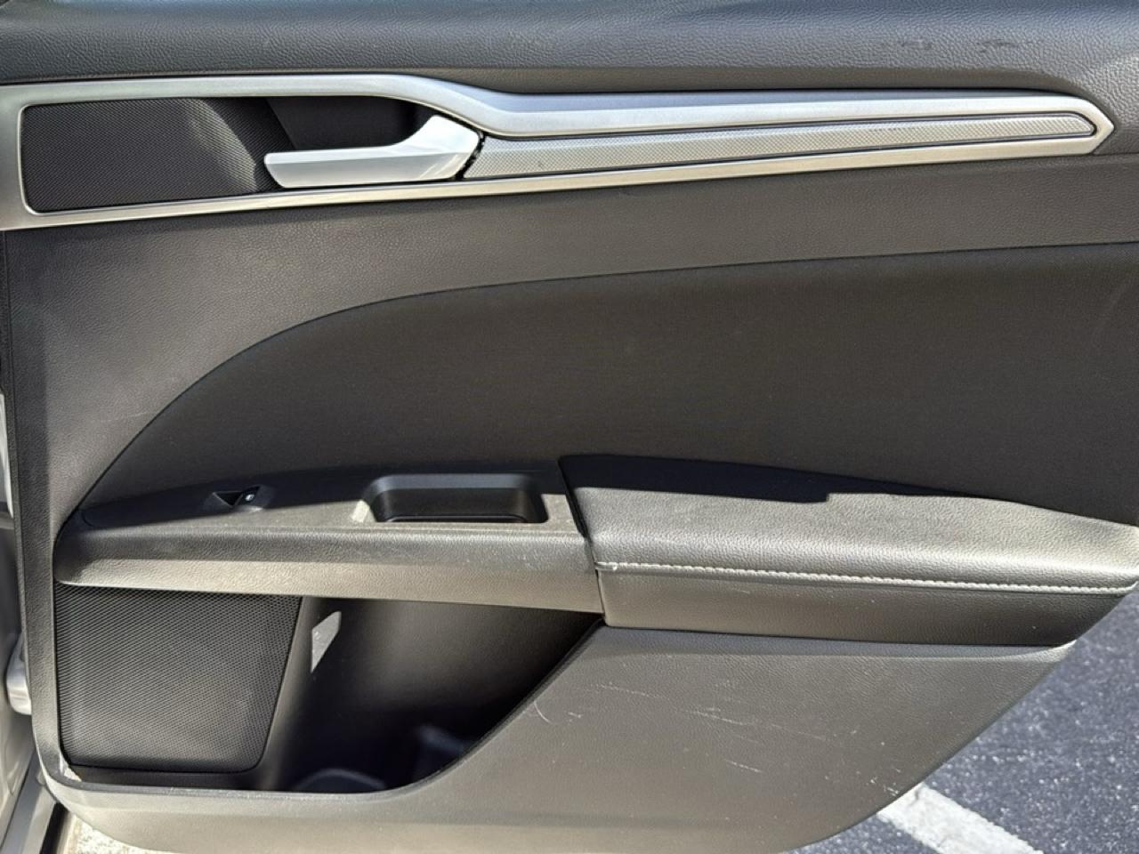 Ford Fusion SE FWD 2019