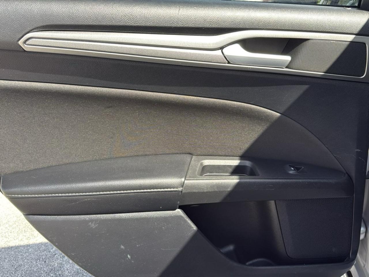 Ford Fusion SE FWD 2019