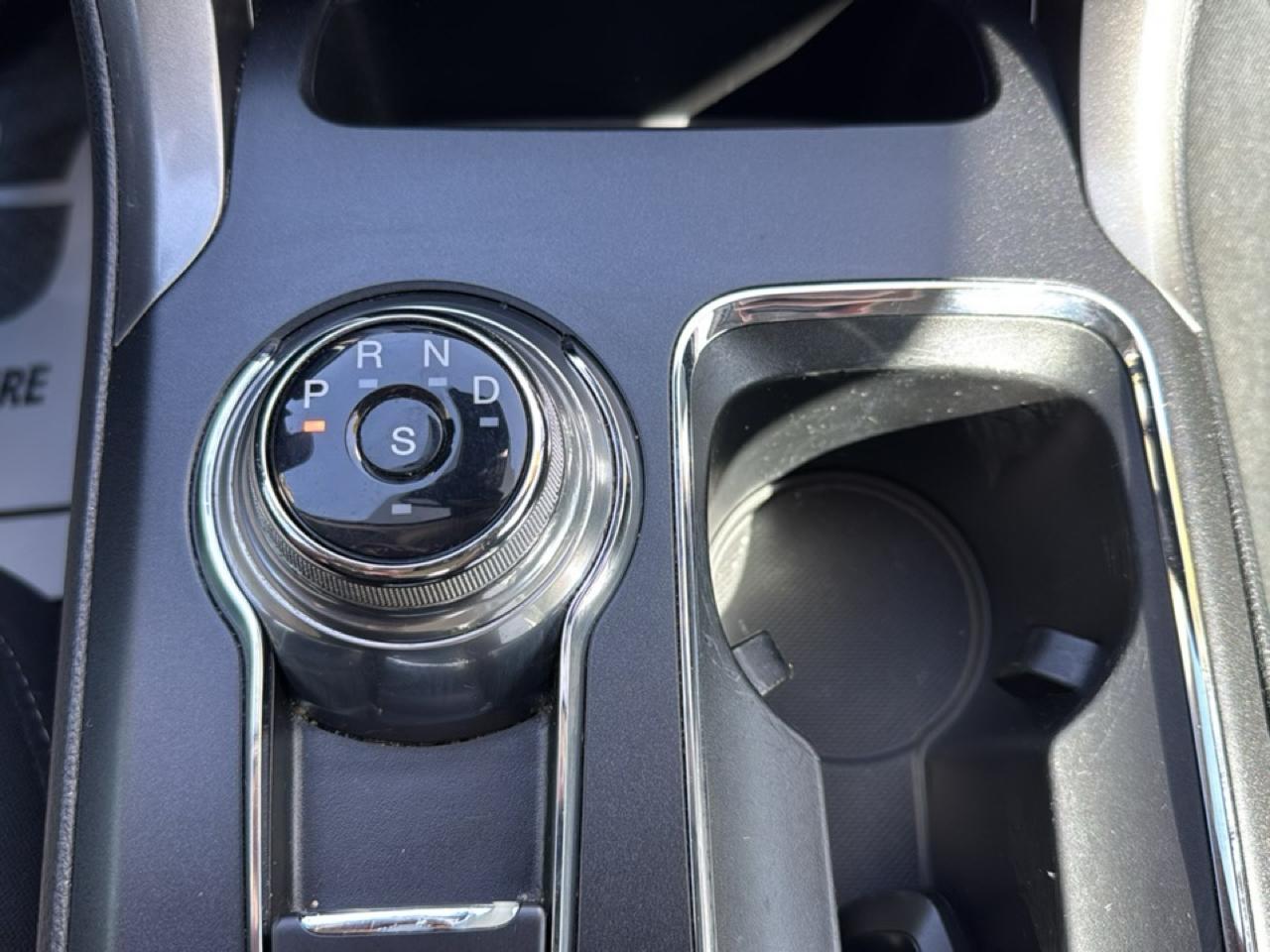 Ford Fusion SE FWD 2019