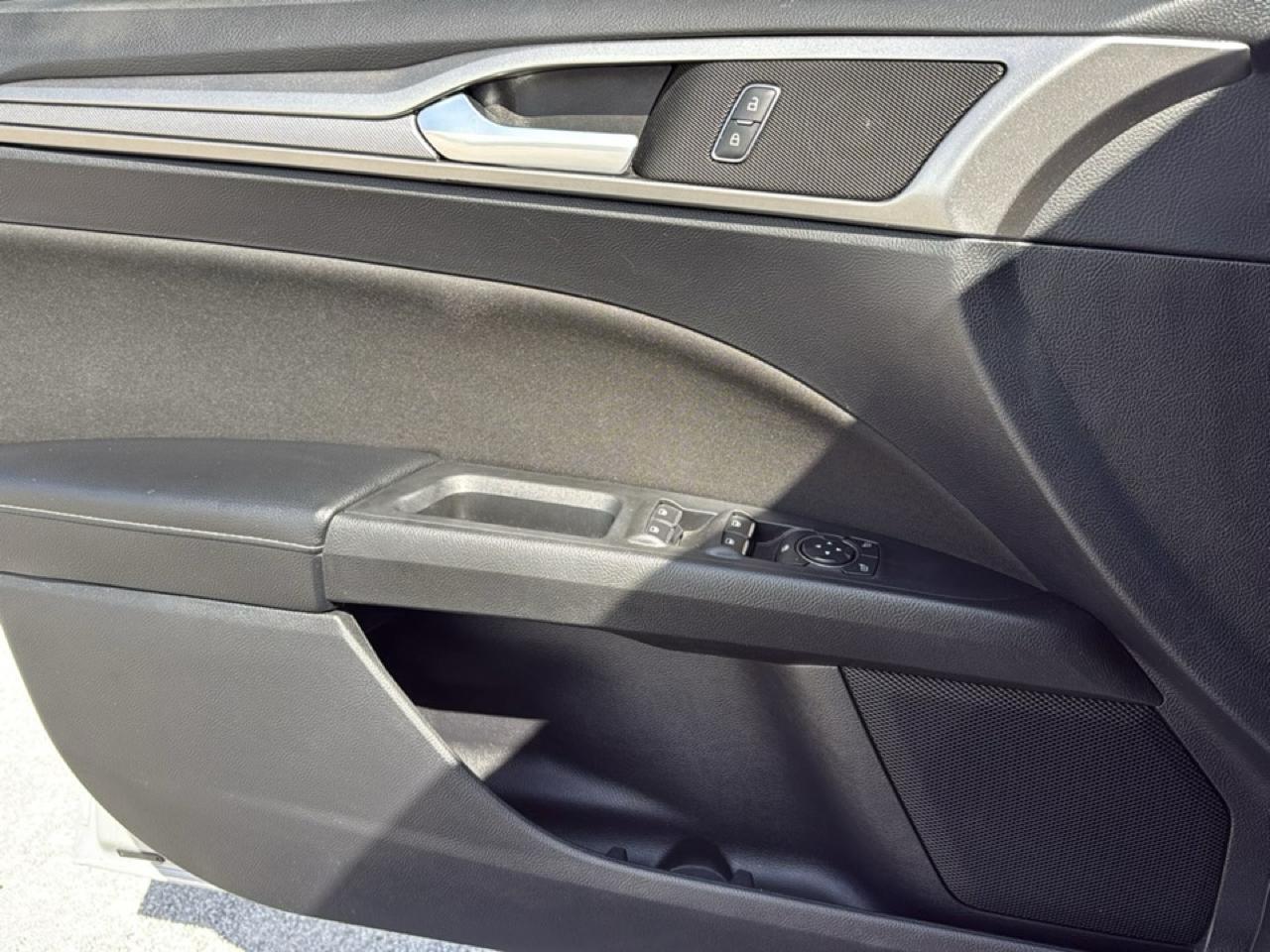 Ford Fusion SE FWD 2019