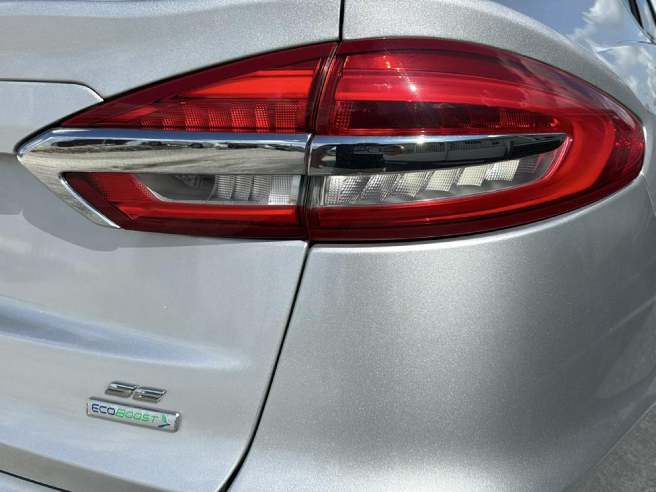 Ford Fusion SE FWD 2019