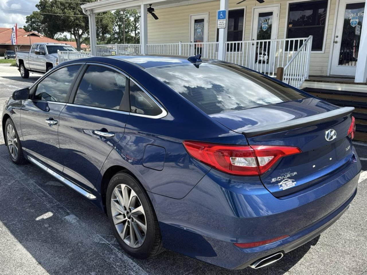 Hyundai Sonata Sport 2.4L 2017