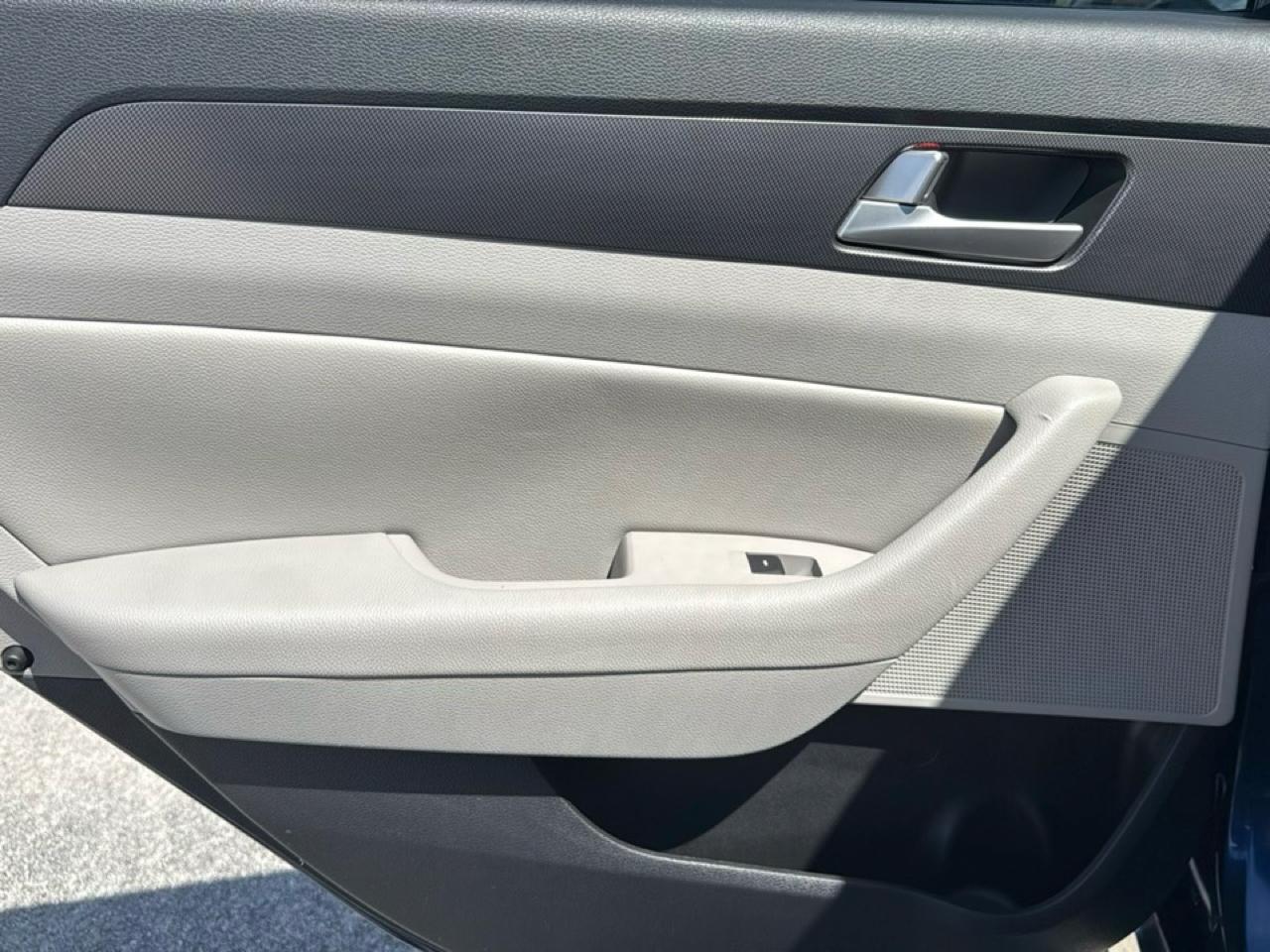 Hyundai Sonata Sport 2.4L 2017