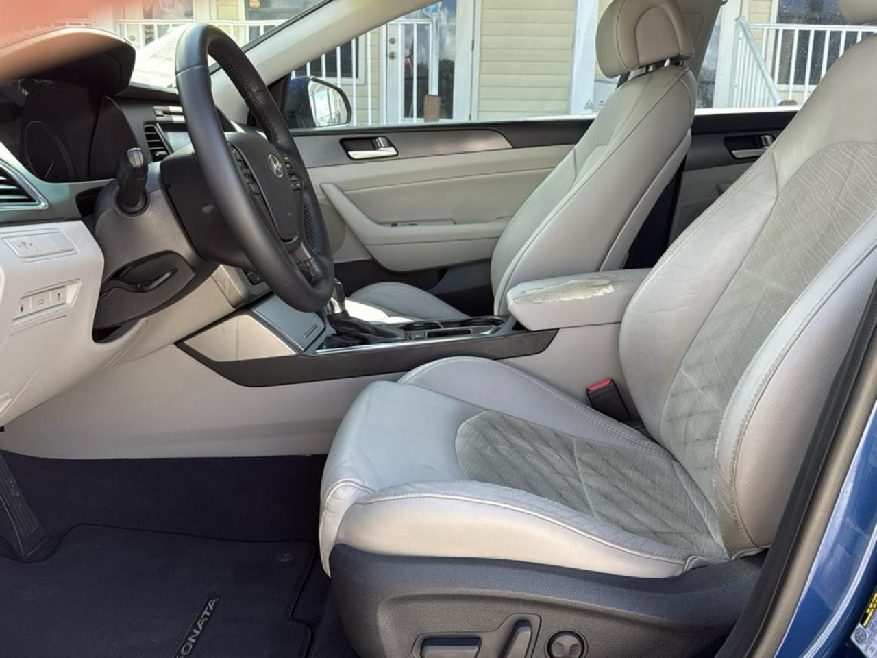 Hyundai Sonata Sport 2.4L 2017
