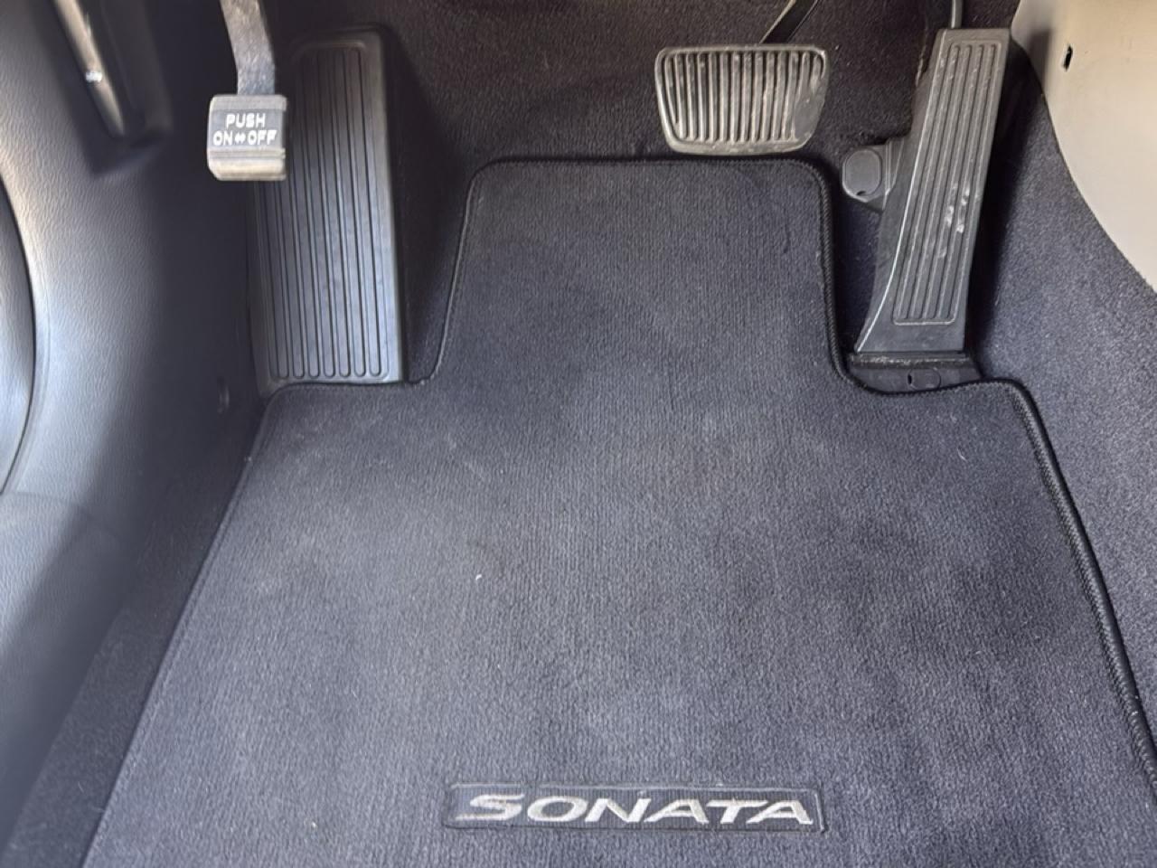 Hyundai Sonata Sport 2.4L 2017
