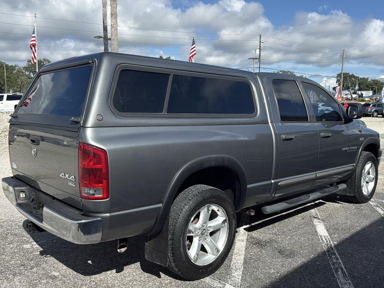 Dodge Ram 1500 4dr Quad Cab 140.5 4WD SLT 2006