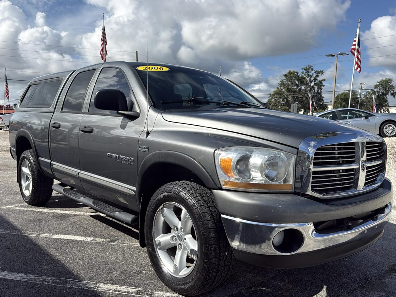 Dodge Ram 1500 4dr Quad Cab 140.5 4WD SLT 2006