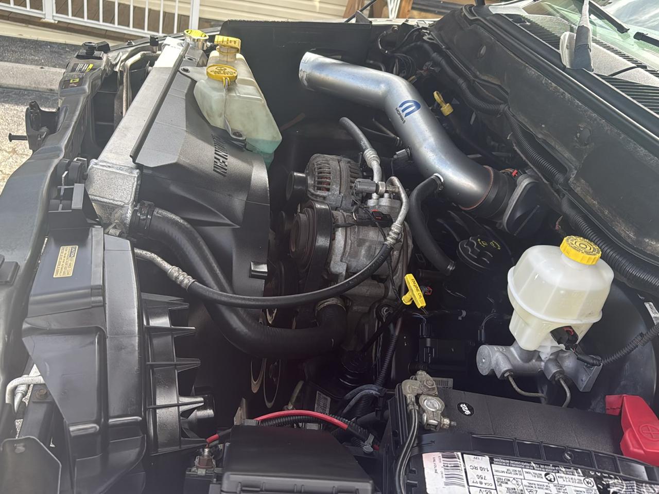 Dodge Ram 1500 4dr Quad Cab 140.5 4WD SLT 2006
