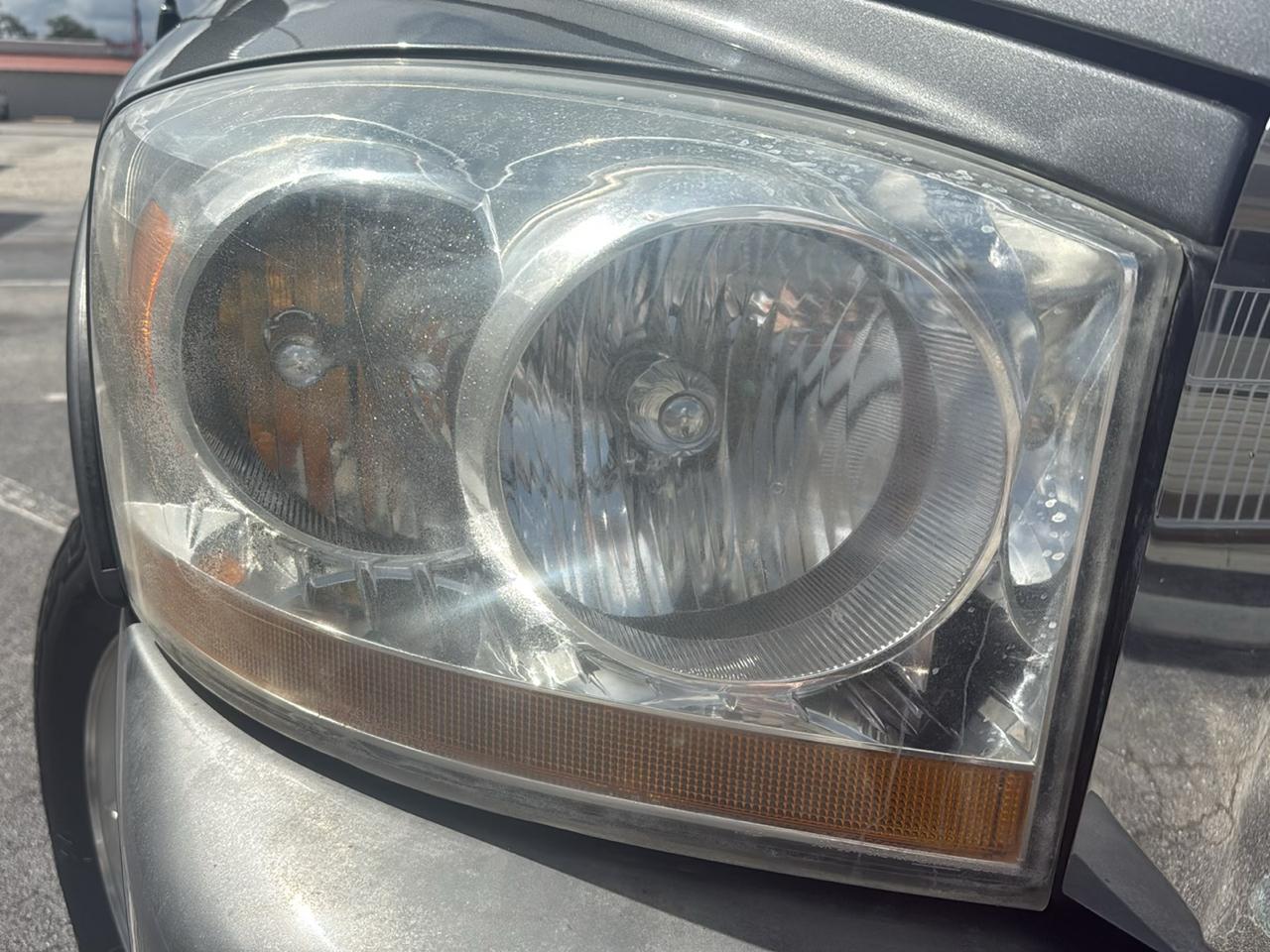 Dodge Ram 1500 4dr Quad Cab 140.5 4WD SLT 2006