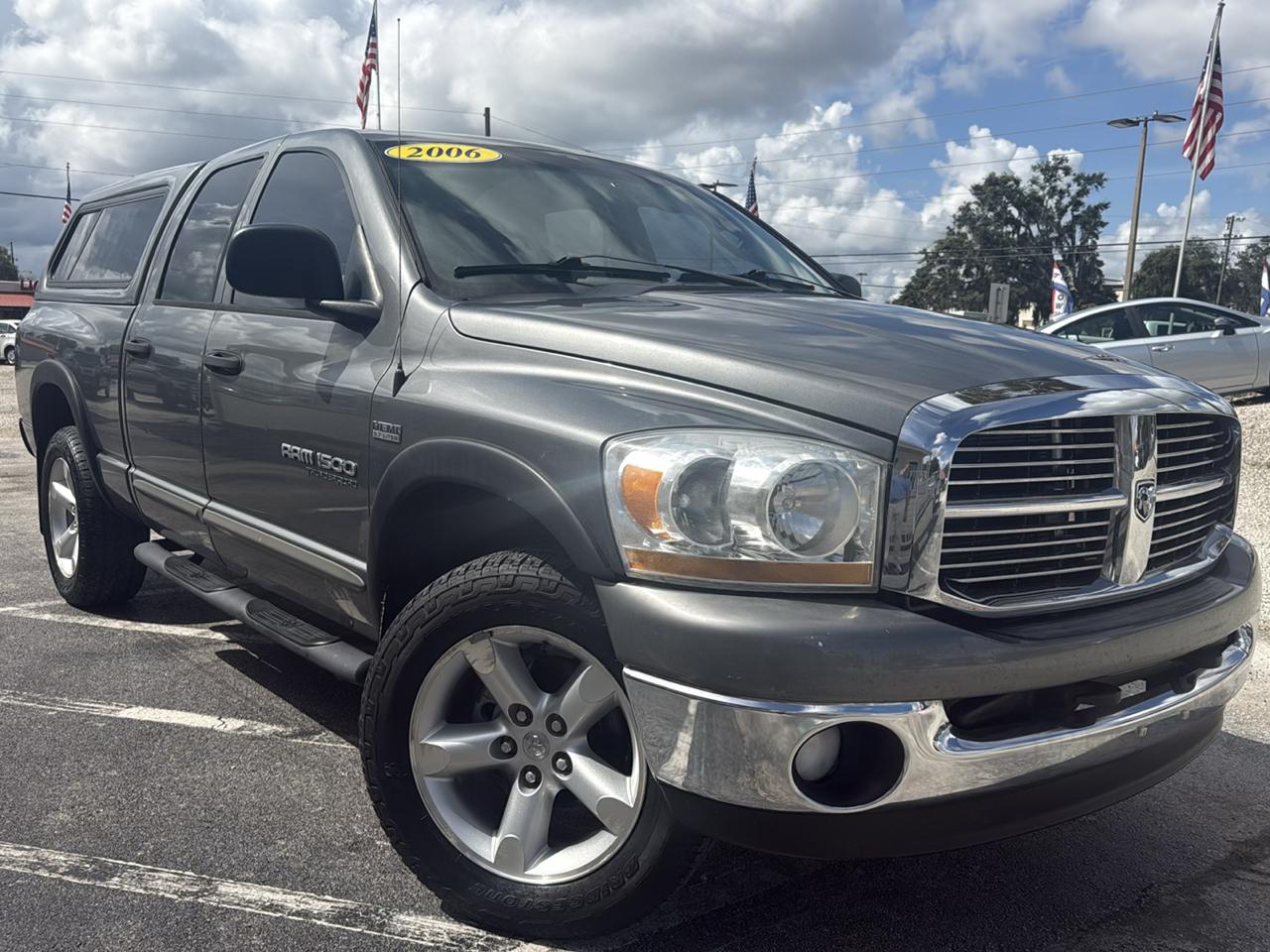 Dodge Ram 1500 4dr Quad Cab 140.5 4WD SLT 2006