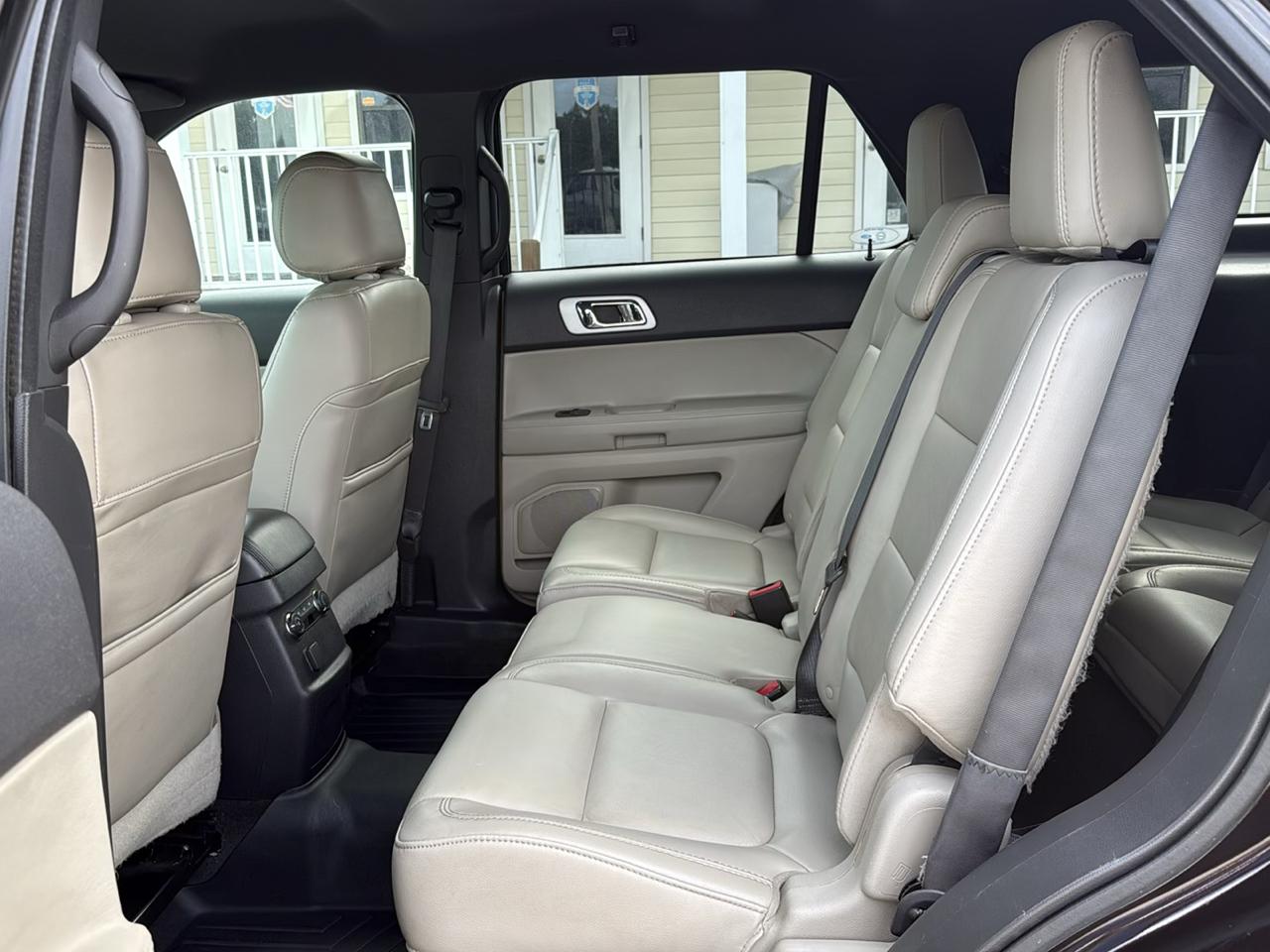 Ford Explorer FWD 4dr XLT 2014