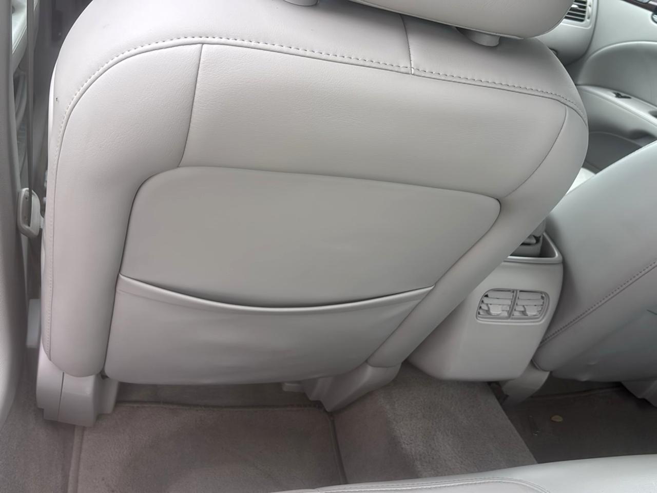 Buick Lucerne 4dr Sdn V6 CXL 2007