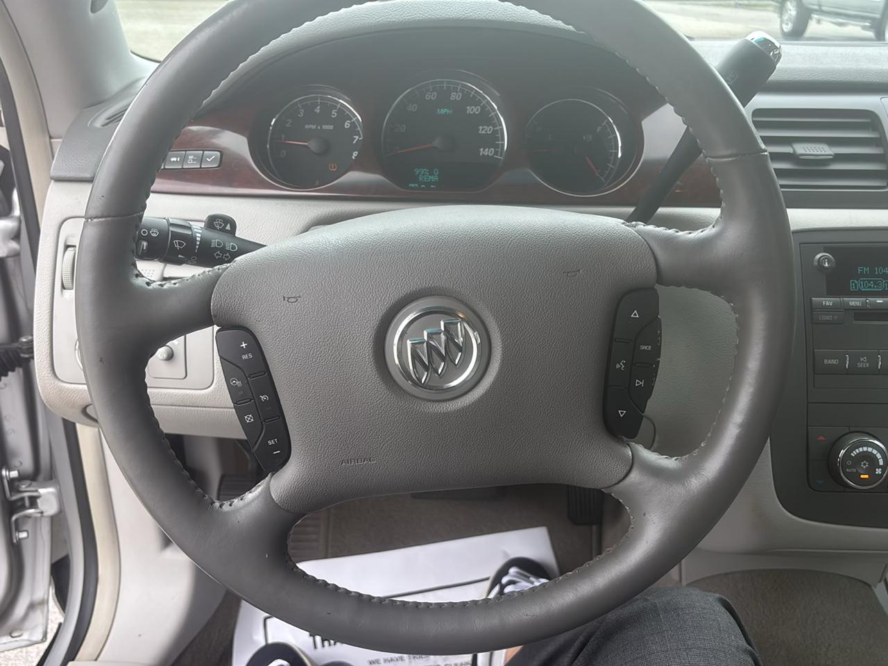 Buick Lucerne 4dr Sdn V6 CXL 2007