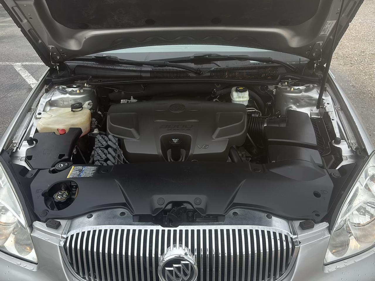 Buick Lucerne 4dr Sdn V6 CXL 2007