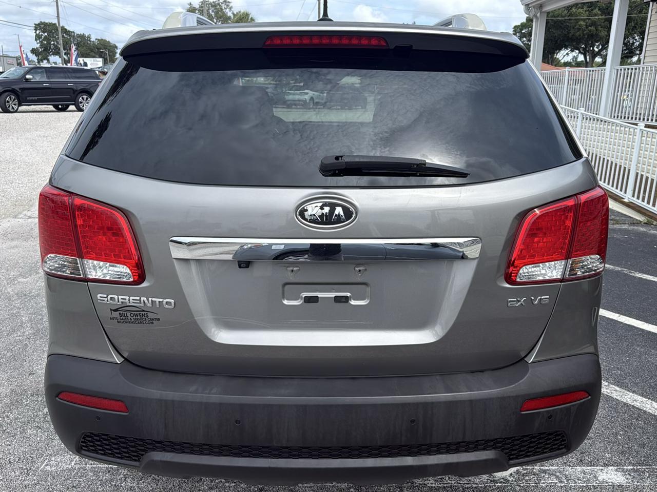 Kia Sorento 2WD 4dr V6 EX 2012